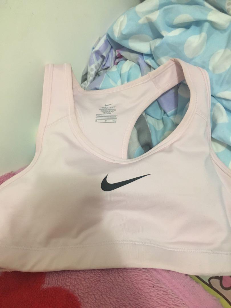 light pink nike shirt