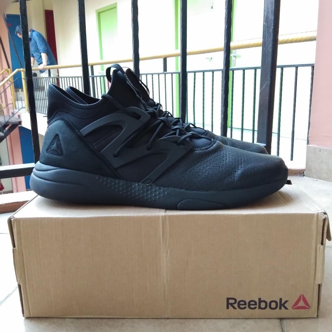 reebok hayasu mens