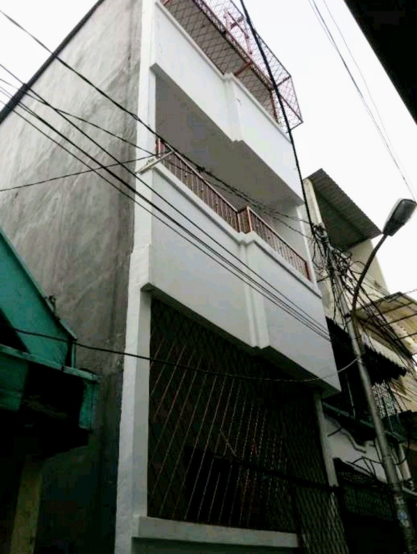 Rumah 3 Lantai Di Jl Gudang Arang Tambora Luas 35 M Harga 900