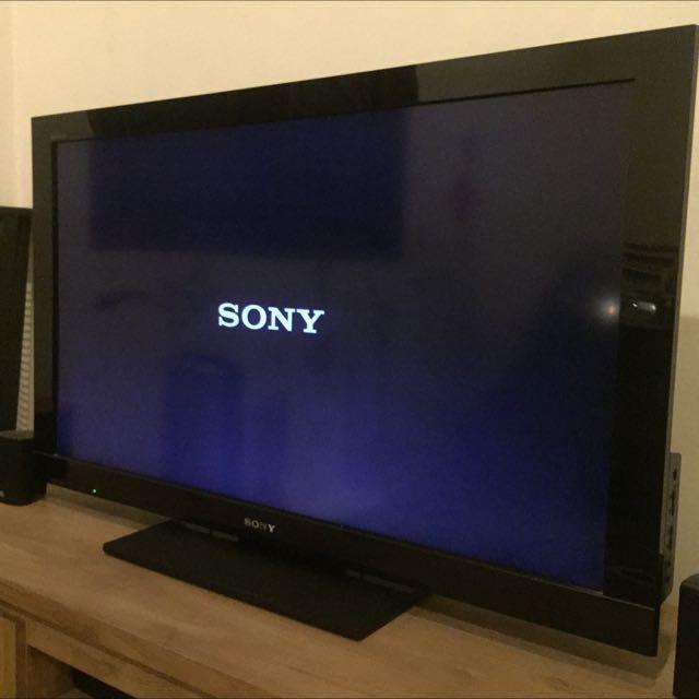 Sony LCD TV BRAVIA 40, Elektronik, TV & Perlengkapan Hiburan di Carousell