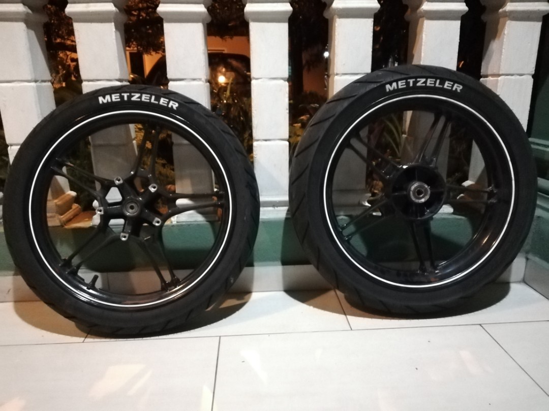 Spotrim Orimotor Y15zr Dan Tayar Metzeler Sportec Street Motorbikes On Carousell
