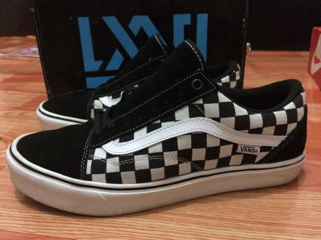 Sepatu vans lxvi kw store