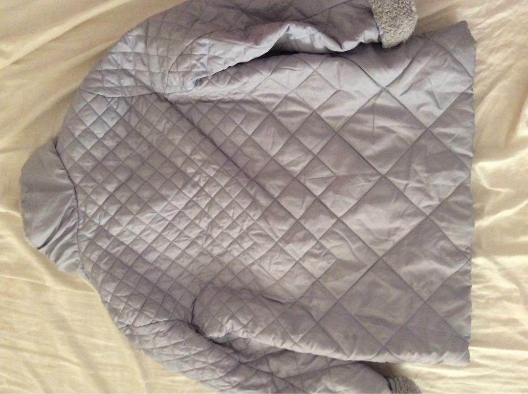 Winter Jacket (Category: New Undergarments & Loungewear) located in Singapore. Submitted by lei2love (Listing ID 178766819, Image 4). Description: Preloved winter coat of my daughter bought in Japan last February 2018, used only for a week as have a spare winter coat. Open for negotiations. 10/10 Thank you.
