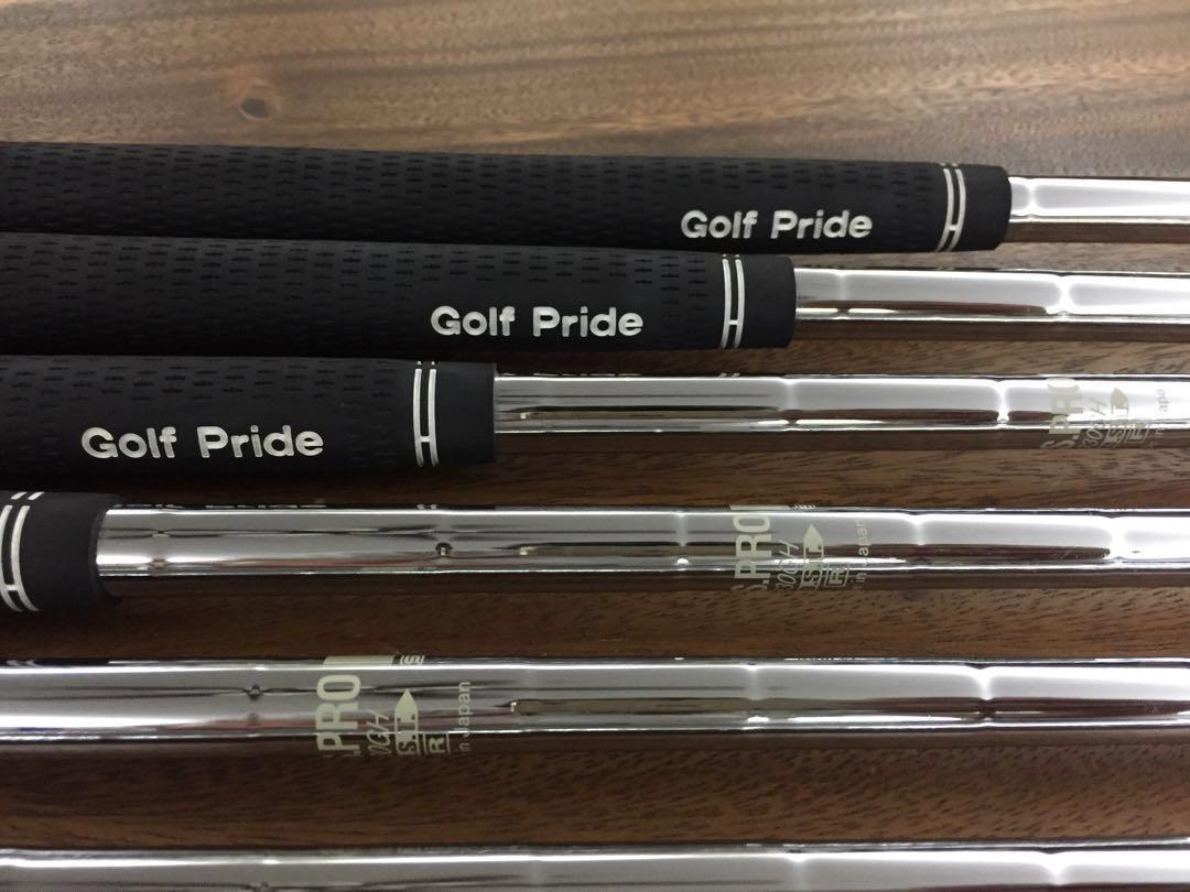 XXIO 2017 Irons for sale. Current model, Sports Equipment