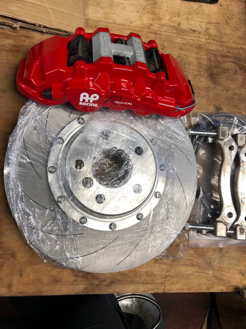 BMW F10 Front AP racing brake system. (Recon), Car Accessories, Accessories on Carousell