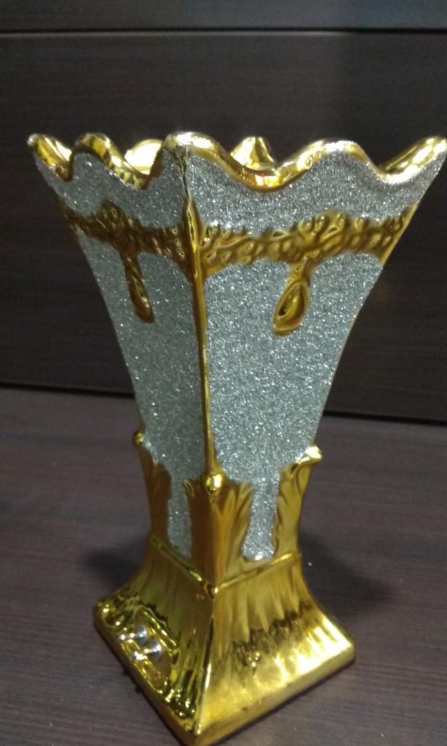 Electrical incense burner with Bukhoor Bint Hooran, Everything Else on