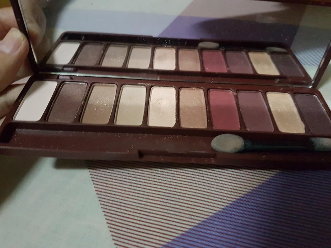 Etude House Eyeshadow Palette Kesehatan Kecantikan Rias Wajah Di Carousell 29 results for etude house eyeshadow palette. carousell