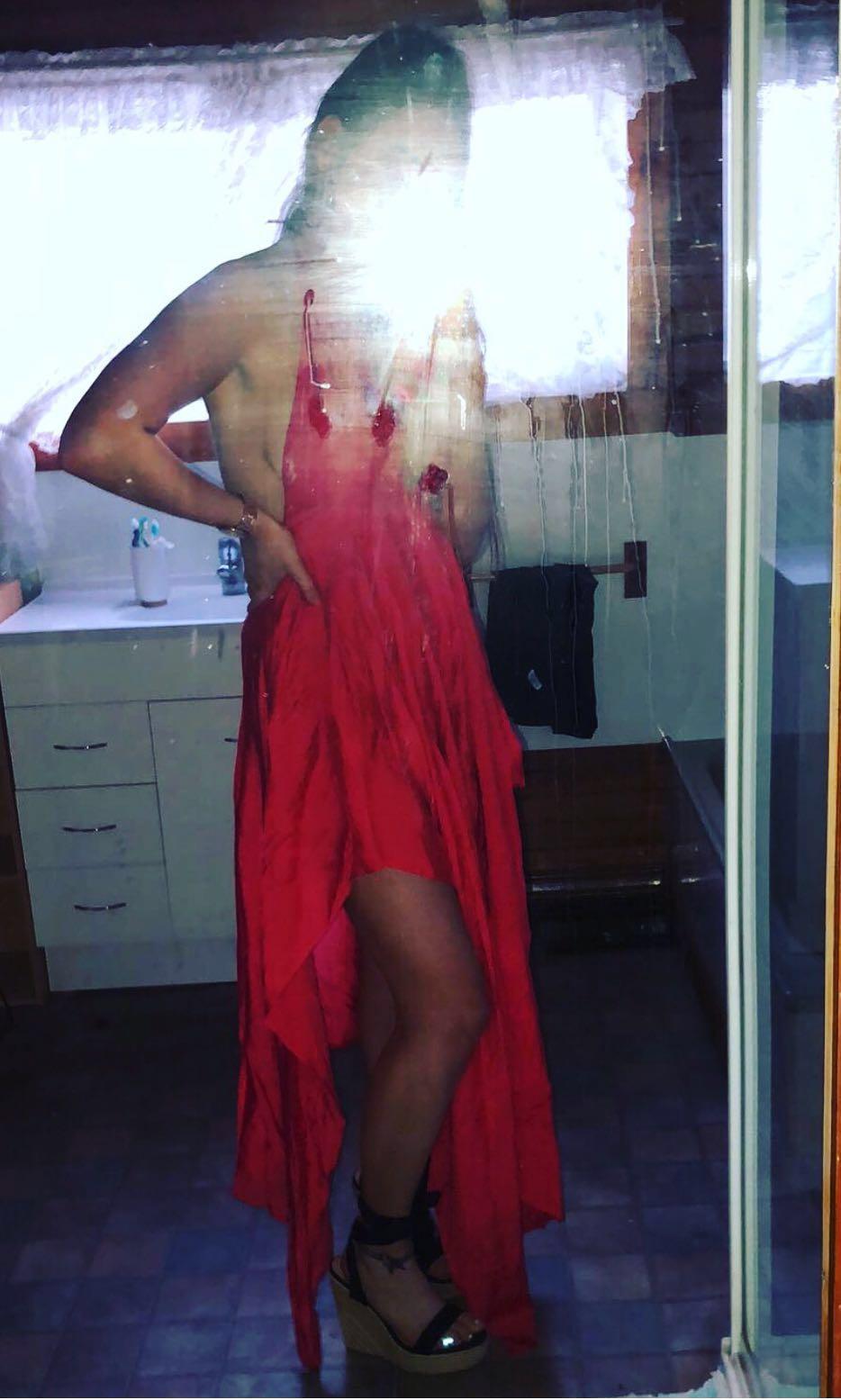 Gretty rose Sangria rose maxi dress, Women's Fashion, Clothes ...