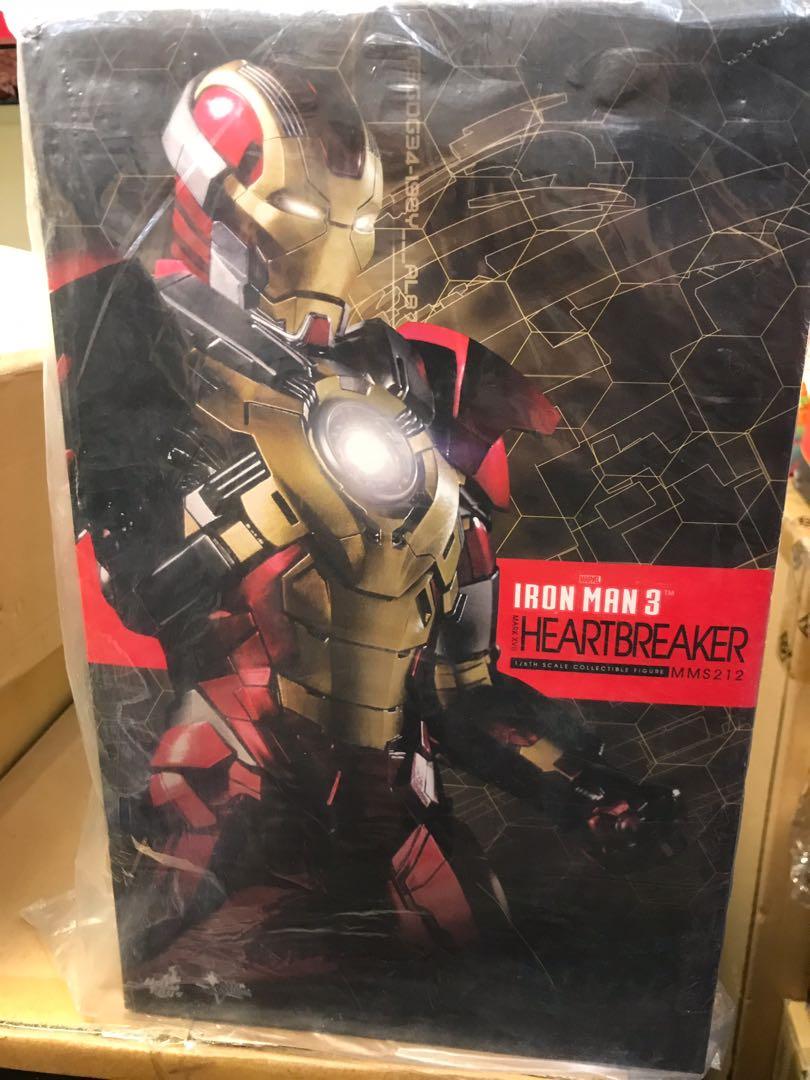 hot toys mms212