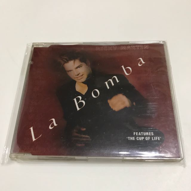 Ricky Martin Cd Single La Bomba Music Media Cds Dvds Other Media On Carousell Lyrics to 'la bomba' by ricky martin. carousell