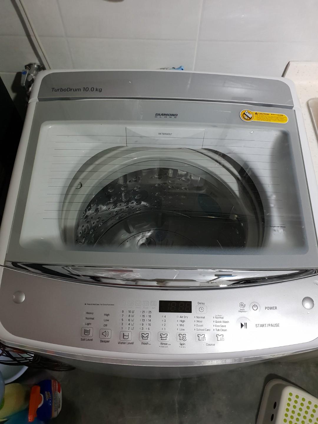 Selling a oneyear old LG 10kg Washing Machine with Turbo Drum, TV