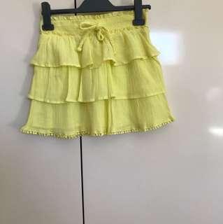 Girls yellow skirt