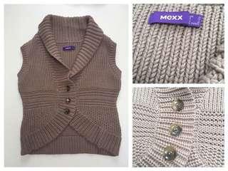 New MEXX taupe sweater.