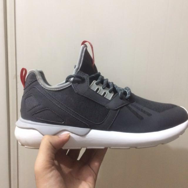 Adidas tubular best sale limited