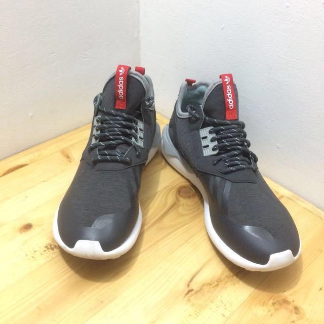 Adidas tubular 2025 limited
