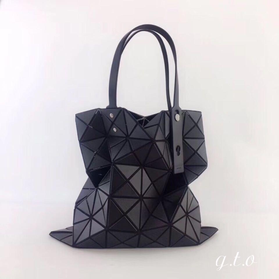 Authentic Issey Miyake Baobao Lucent Basic Tote, Women's Fashion, Bags ...