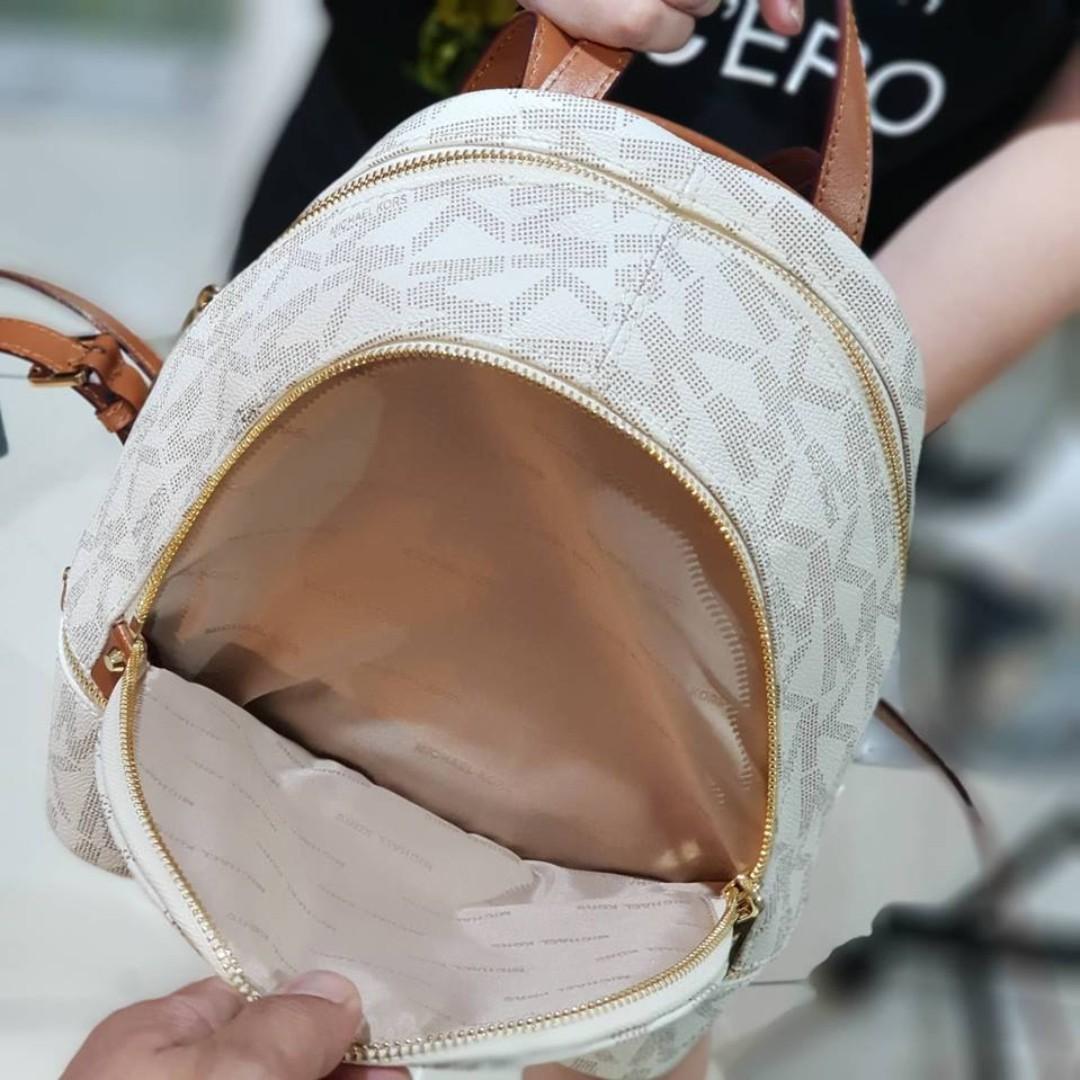 Michael kors rhea medium backpack vanilla hot sale
