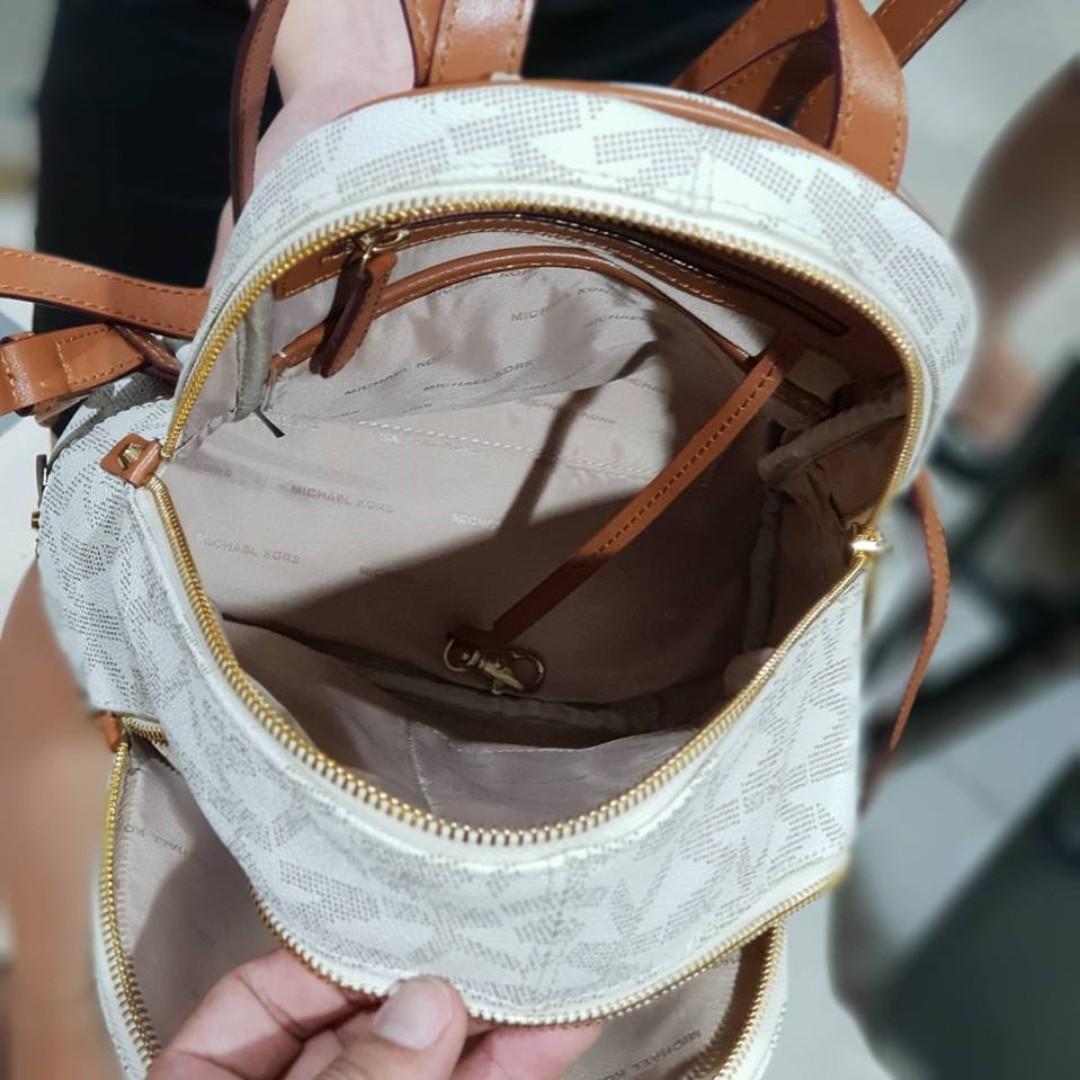 Authentic Michael Kors Rhea Medium Monogram Backpack Vanilla