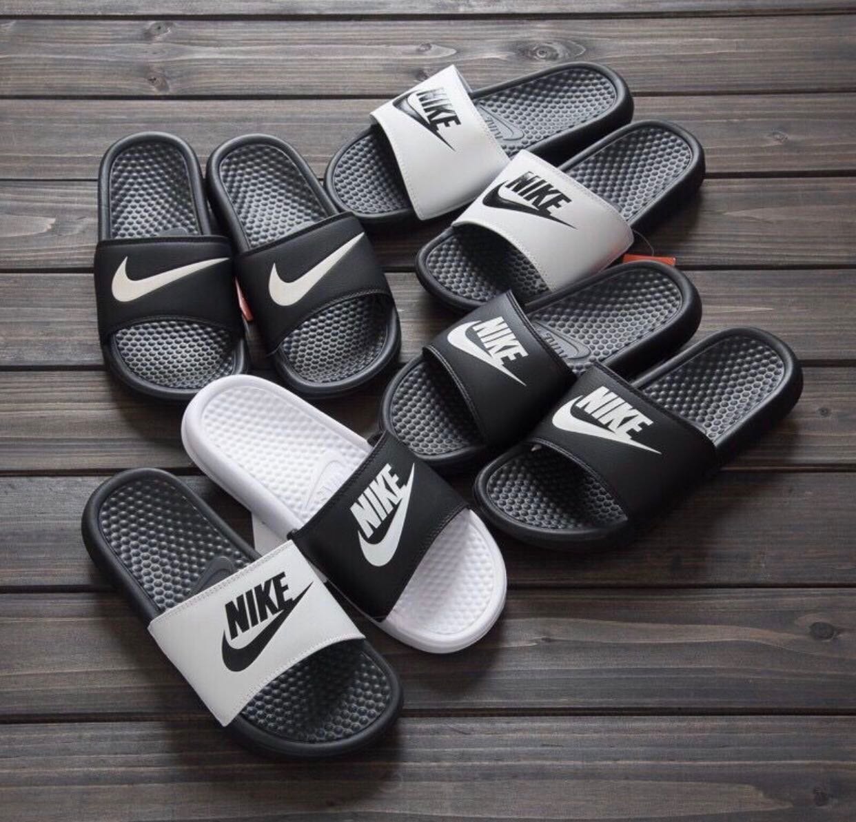 nike flip flops size 14