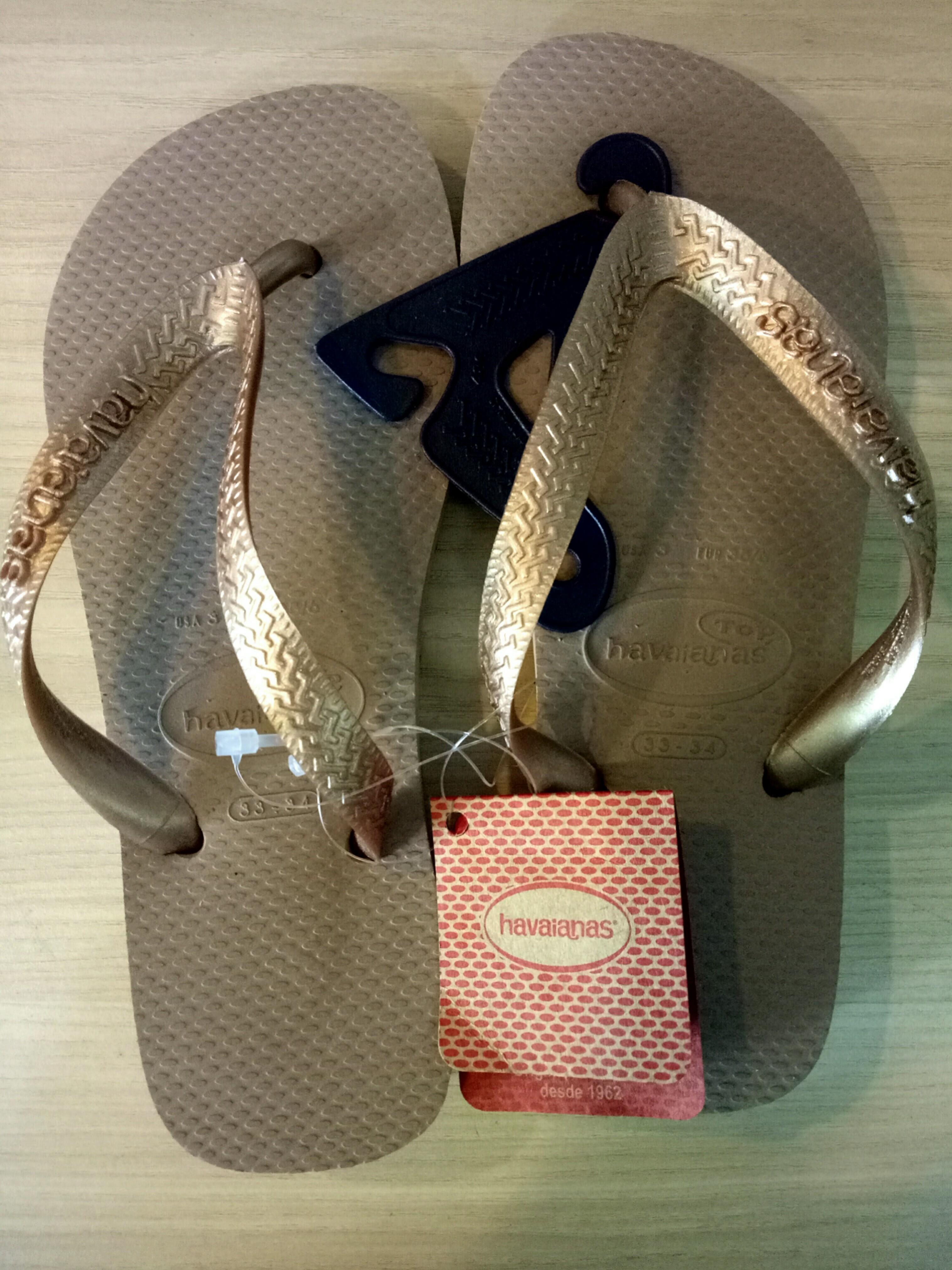 rose gold thongs