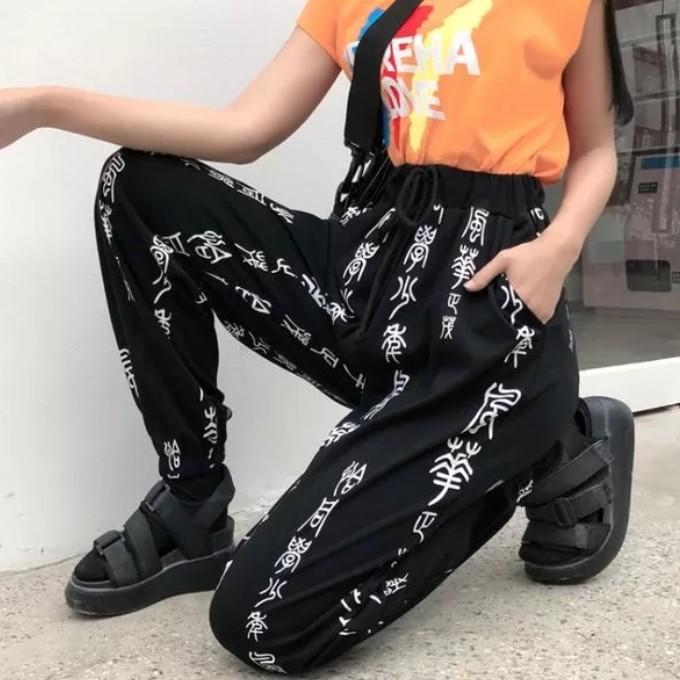 BNWT oriental wording black basic sweatpants joggers sweats ulzzang korean style hip hop hypebeast Women s Fashion Bottoms Other Bottoms on Carousell
