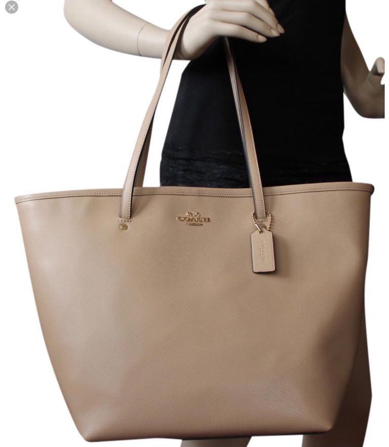 Coach street tote sales