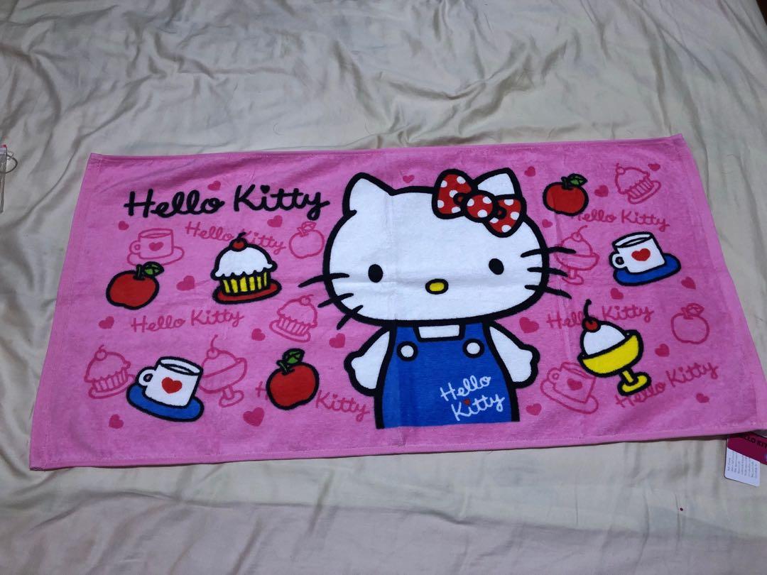 Hello Kitty Bath Towel, Beauty & Personal Care, Bath & Body, Bath on