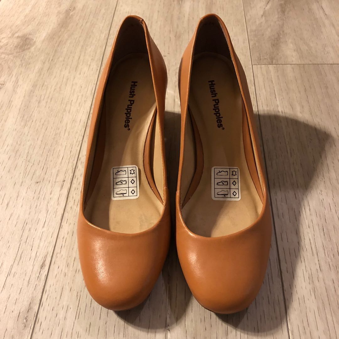 tan nude shoes