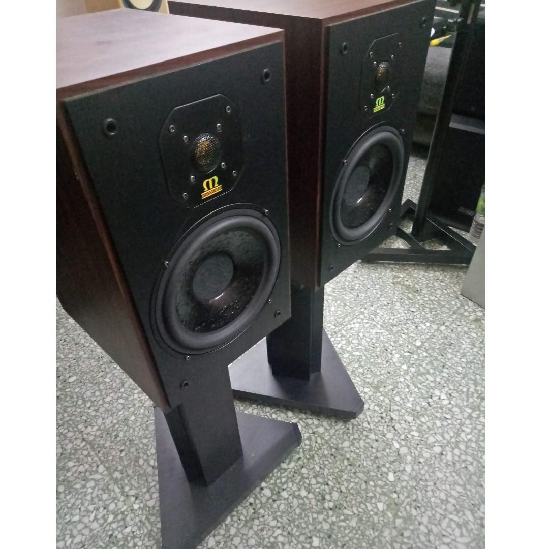 Monitor Audio 8 Inch Driver 2 Ways Bookshelf Speaker, Audio, Soundbars