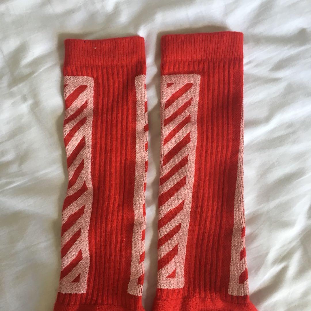 Off White socks (Category: Socks) located in Kuala Lumpur. Submitted by sellingstuffbuyingstuff66 (Listing ID 195555115, Image 2). Description: .