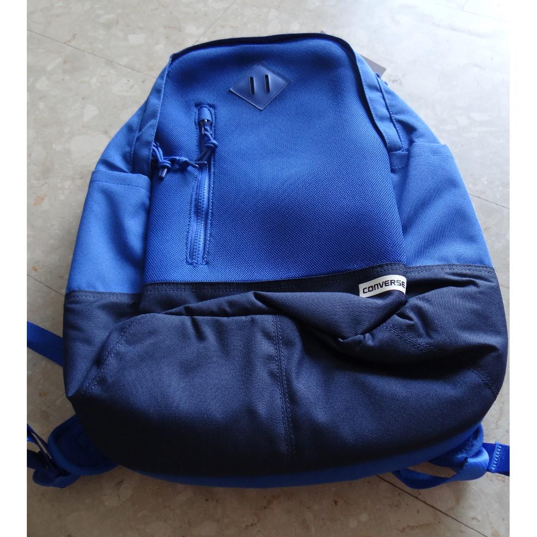 converse backpack size