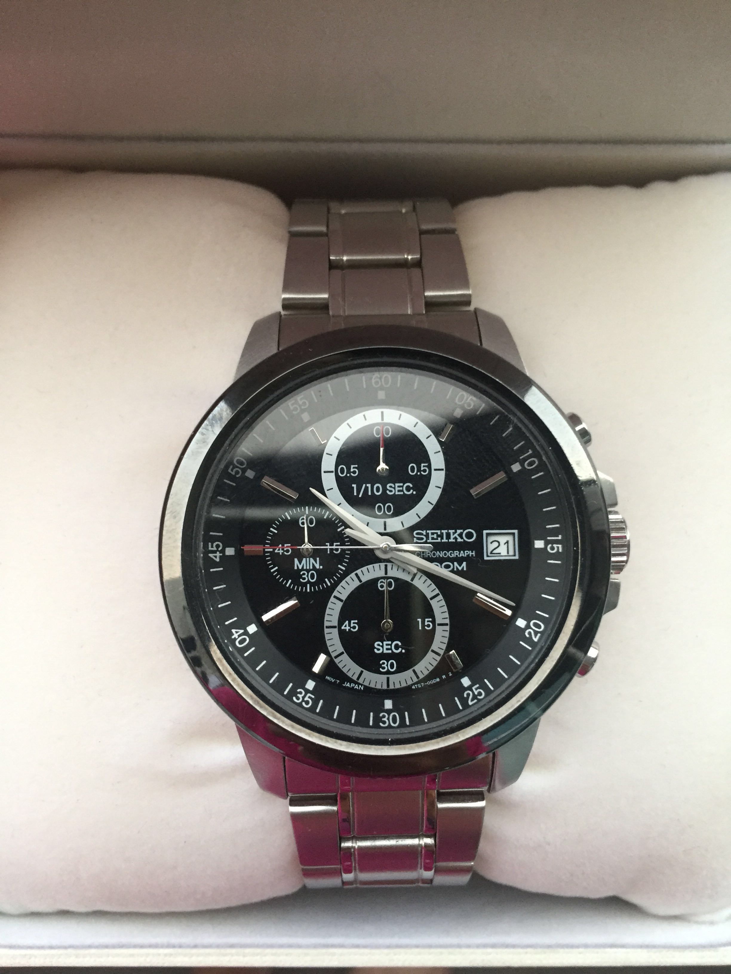Seiko Chronograph 100m 4T57-00D8, Luxury, Watches on Carousell
