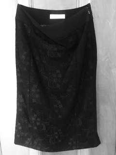 Alannah Hill Size 6 black fitted skirt with lace detailing - near new