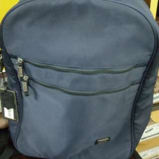 (Kategori: ) berada di . Dikirim oleh Aryo_wicaksono77 (ID iklan 195710184, Gambar 1). Deskripsi: .
