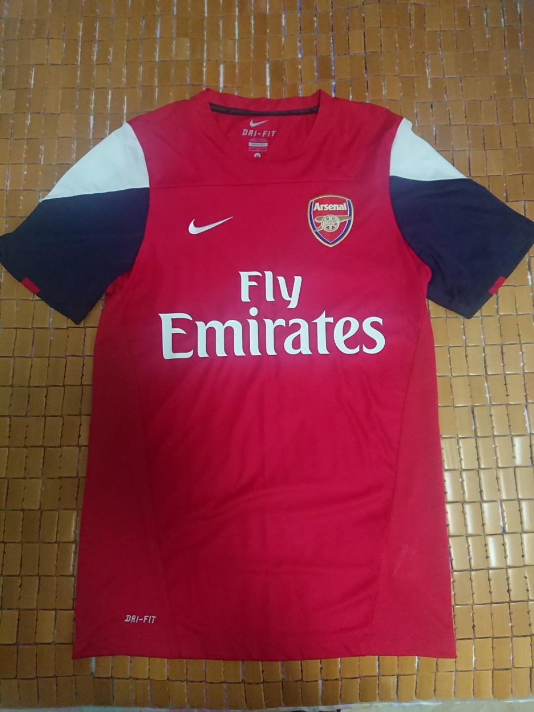 arsenal pink training kit