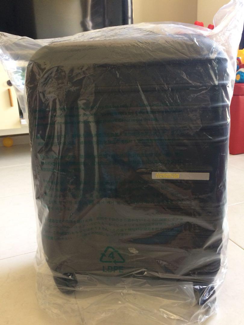 American tourister Cabin Size Luggage (Black), Hobbies & Toys, Travel