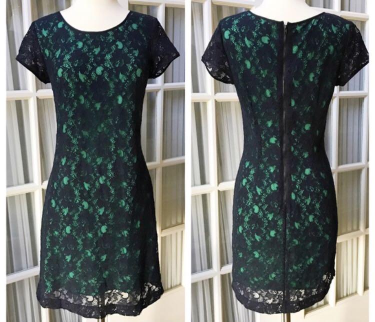 banana republic navy lace dress