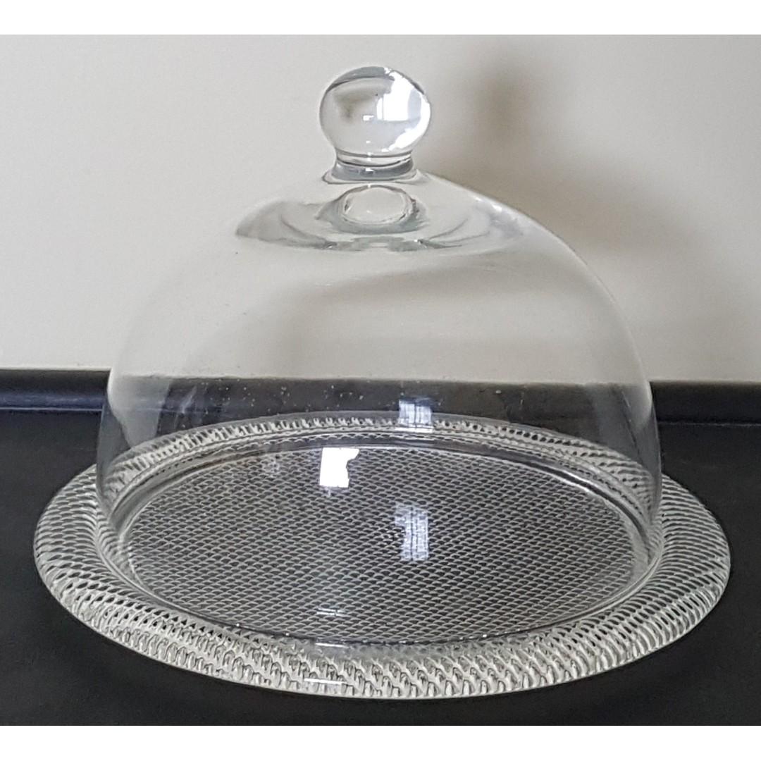 small cake tray