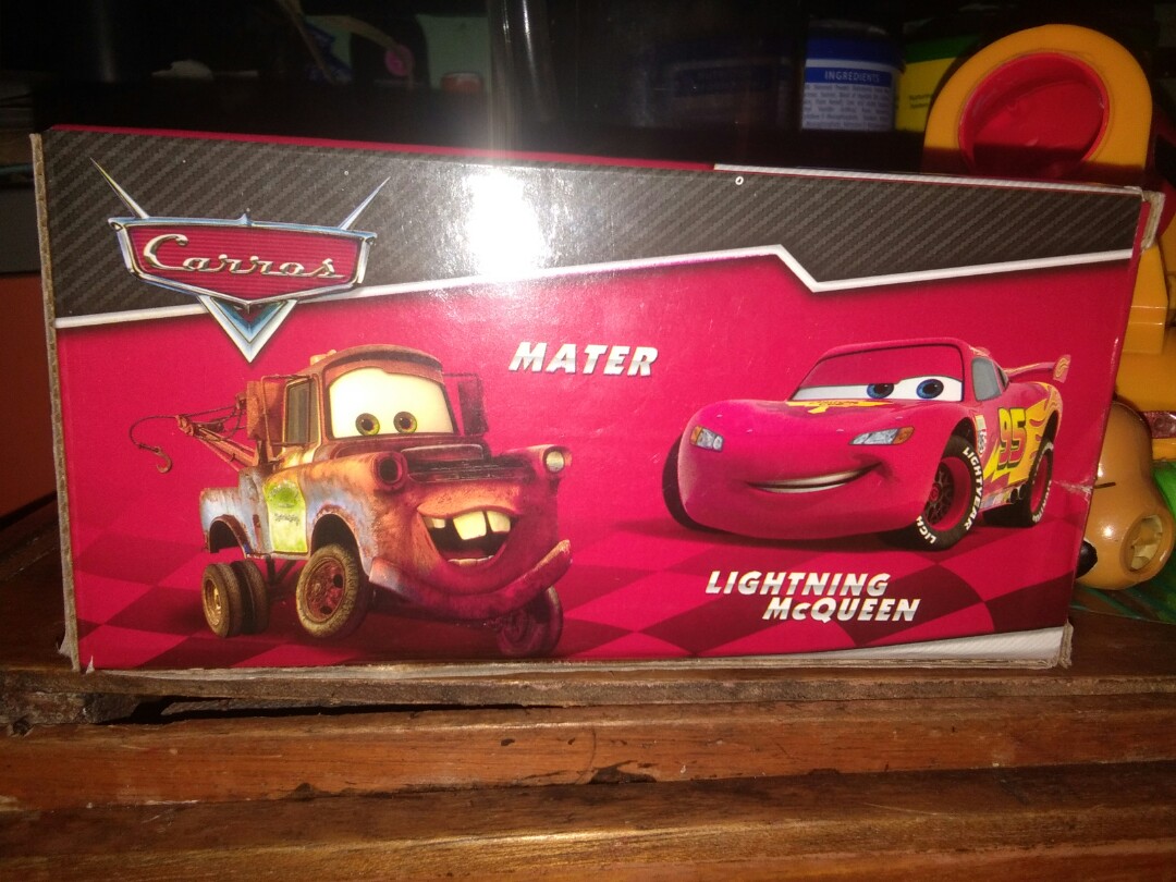 battery operated lightning mcqueen car