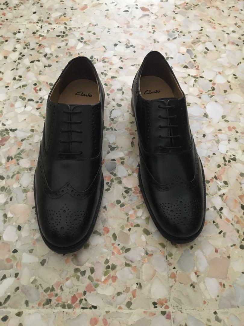 clarks mens dress shoes black