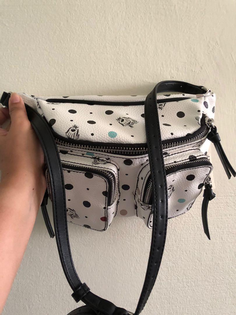 Esprit belt bag Women s Fashion Bags Wallets Cross body Bags on Carousell