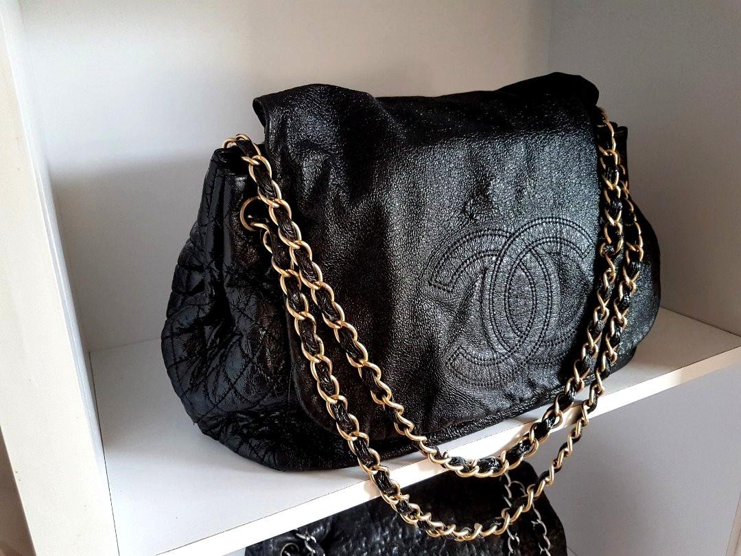 Chanel accordion shop bag 2018