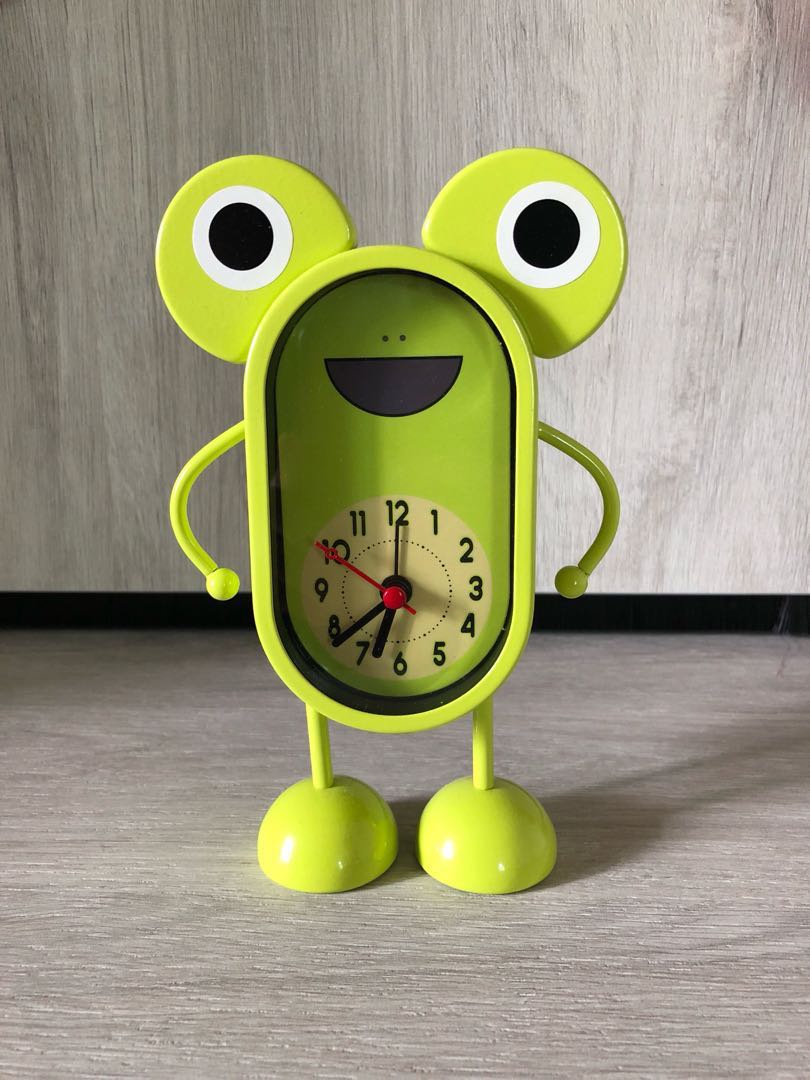 Frog Clock, Hobbies & Toys, Toys & Games on Carousell