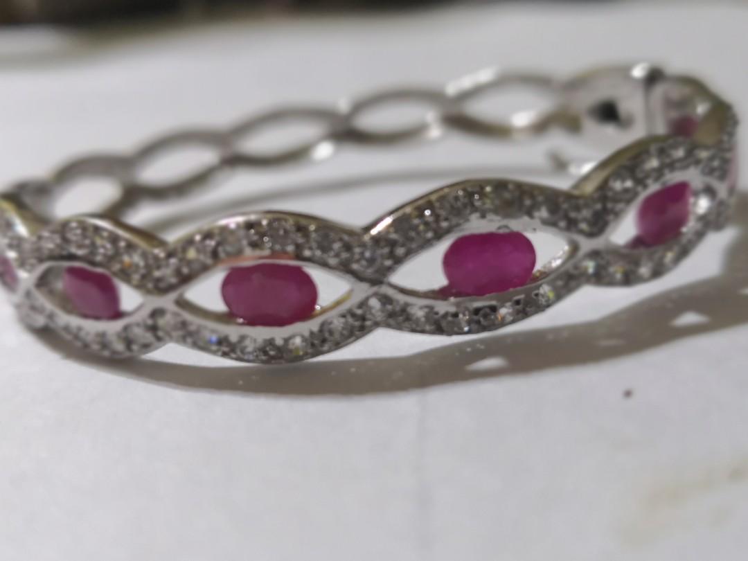 Genuine Ruby Bangle (Category: Bracelets) located in Seri Kembangan. Submitted by sandy5486 (Listing ID 195689191, Image 2). Description: Genuine Africa Ruby white cz bangle 925 sliver white gold plated Wide 55mm.
