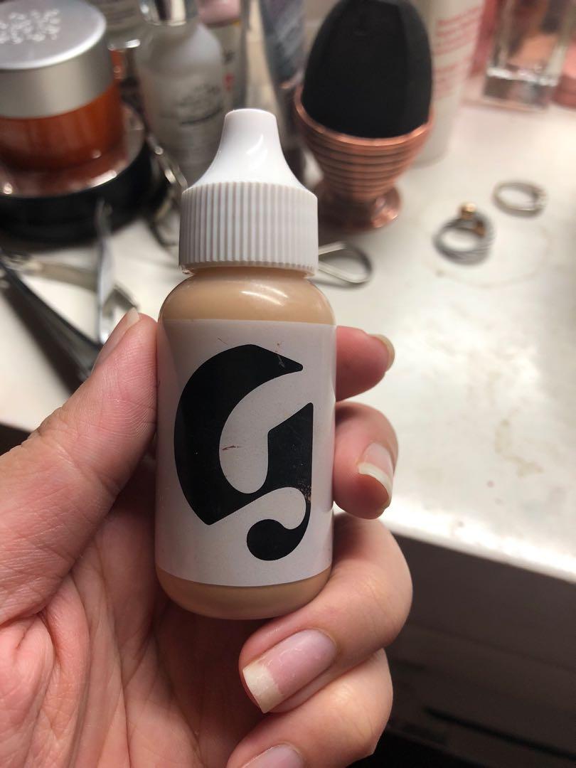 Glossier Skin tin (Category: Makeup) located in Manila. Submitted by declutterwithg (Listing ID 195588184, Image 1). Description: .