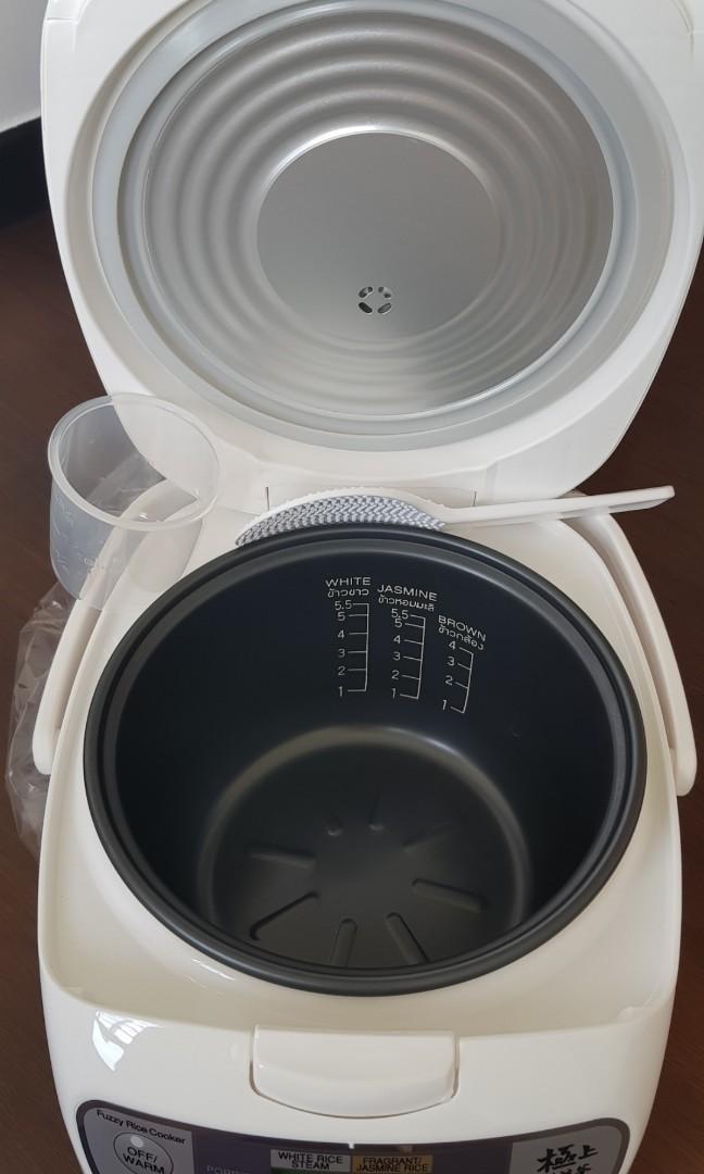 Hitachi Rice Cooker, TV & Home Appliances, Kitchen Appliances, Cookers