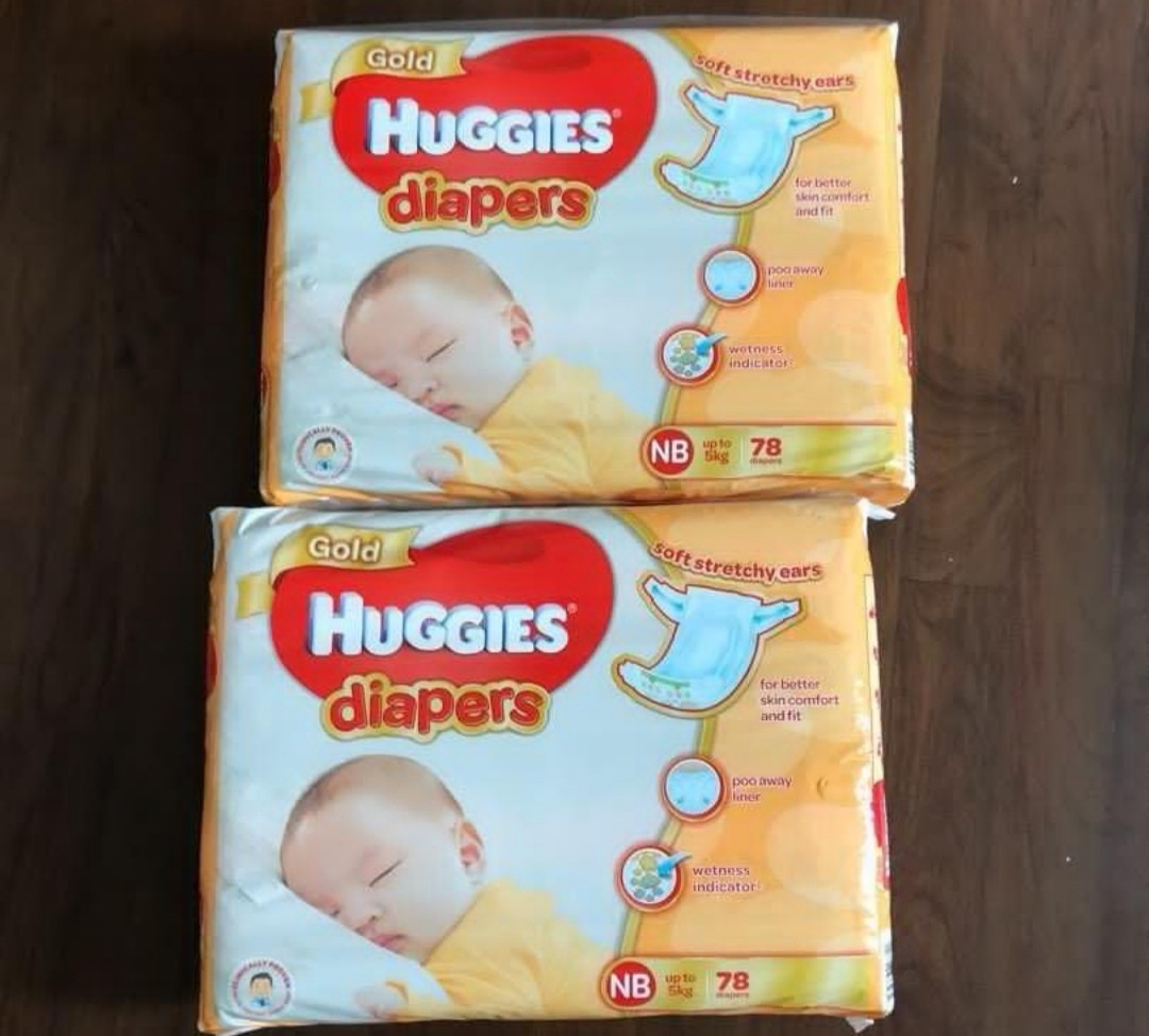Huggies Newborn Diapers, Babies & Kids, Bathing & Changing, Diapers
