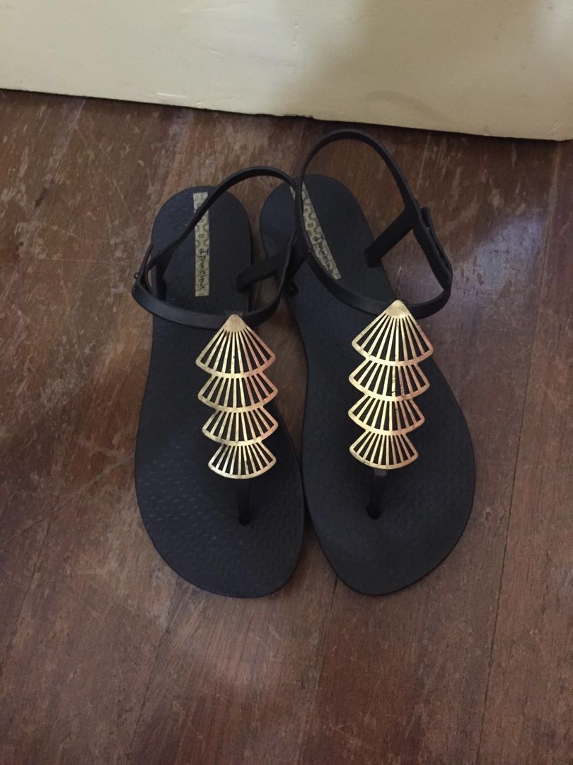 zando ipanema sandals