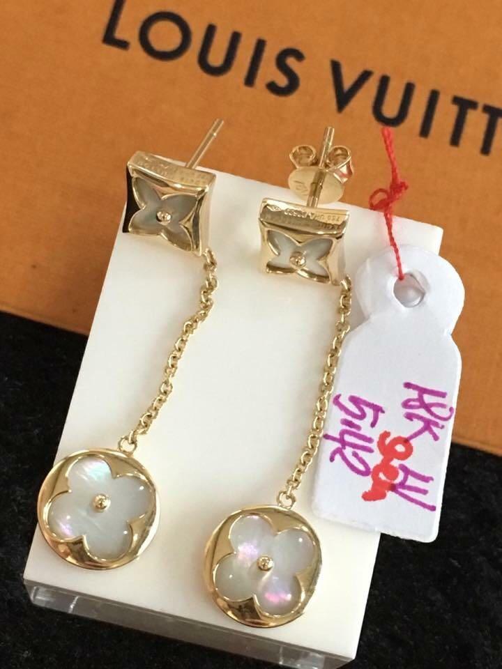 Louis Vuitton Color Blossom Dangle Earrings: Genuine 18K Gold|Mother of Pearl, Luxury ...