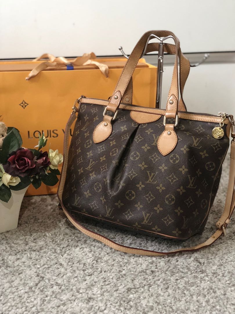 Louis Vuitton Palermo MM, Women's Fashion, Bags & Wallets, Purses & Pouches  on Carousell